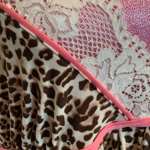 Leopard print nighty - Picture 2 of 8